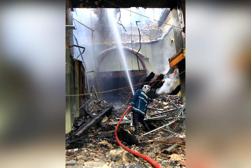 Une couverture d’assurance est souvent limitée pour l’amiante après un incendie