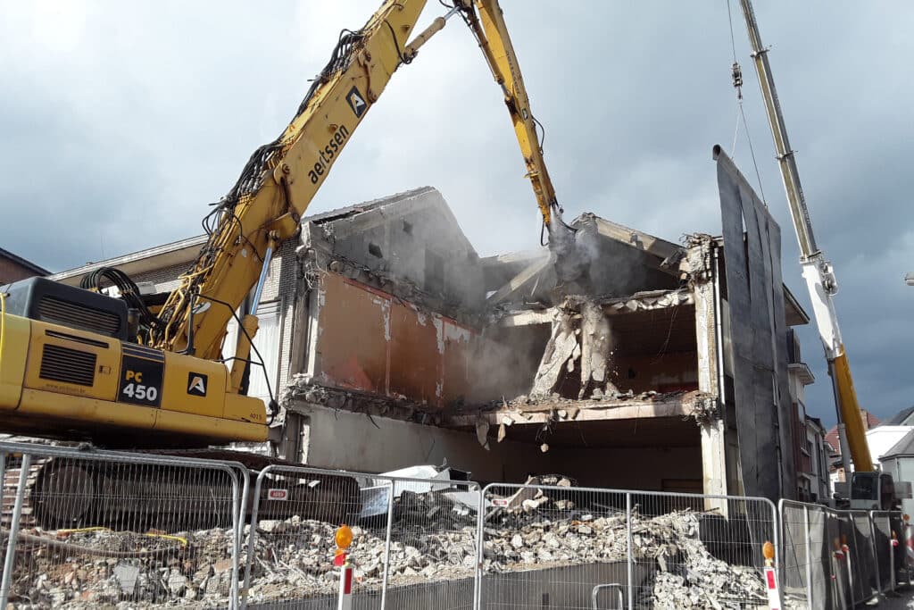 Dynaset HPW – Pompe à eau haute pression entraînée par l’hydraulique 1