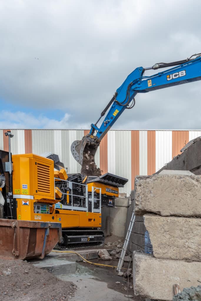 Prototype de concasseur compact, avec post-crible intégré et rendement supérieur 3