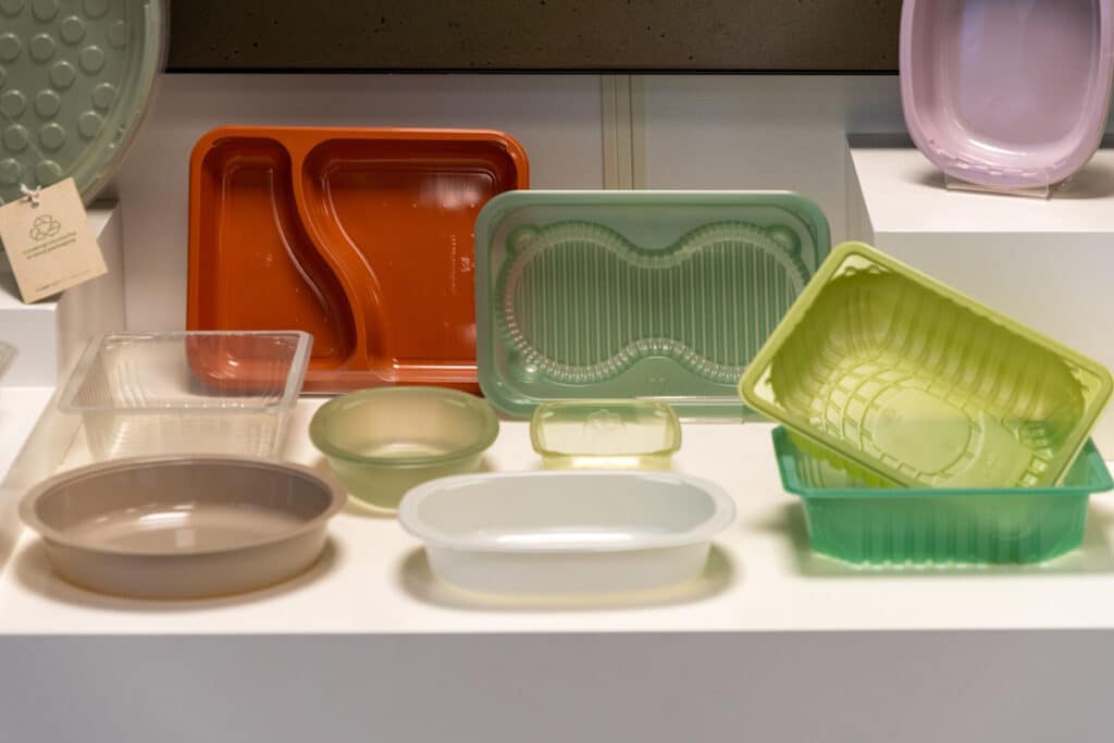 Cirrec utilise la technologie de tri assisté par intelligence artificielle de STEINERT pour le recyclage de qualité alimentaire de barquettes 2