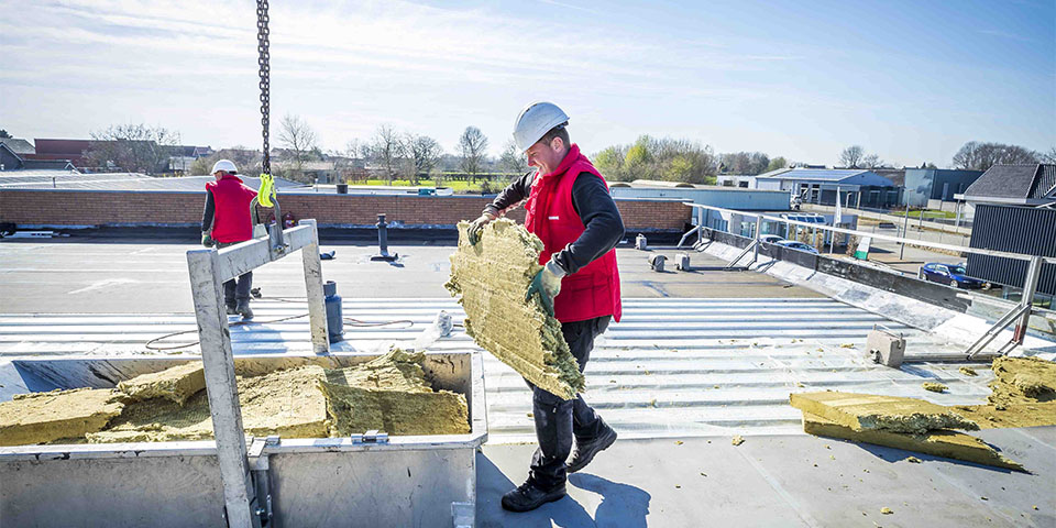 Renewi en ROCKWOOL vernieuwen samenwerking Rockcycle®
