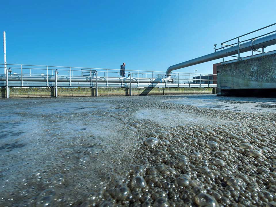 Waterschappen slaan handen ineen Collectieve opslag zuiveringsslib