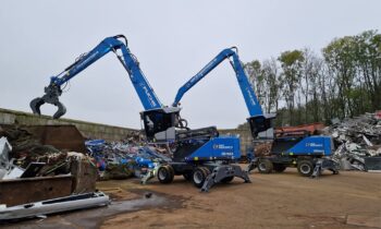 Nieuwe Fuchs MHL340F voor Ijzer en Schroothandel in Putten 11