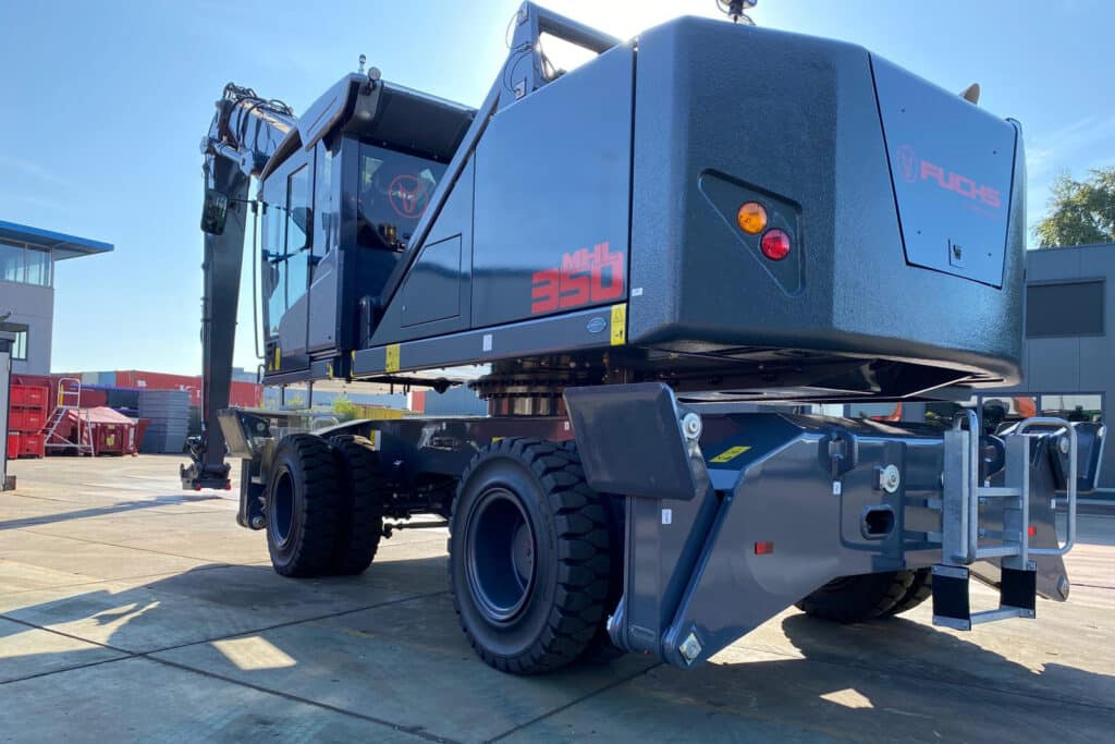 Nieuwe Fuchs MHL350F special voor DO-Metals 4