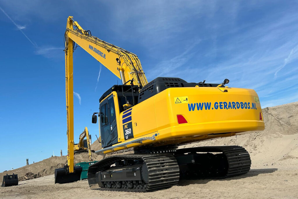 Komatsu PC360SLF-11 voor Gerard Bos Machineverhuur