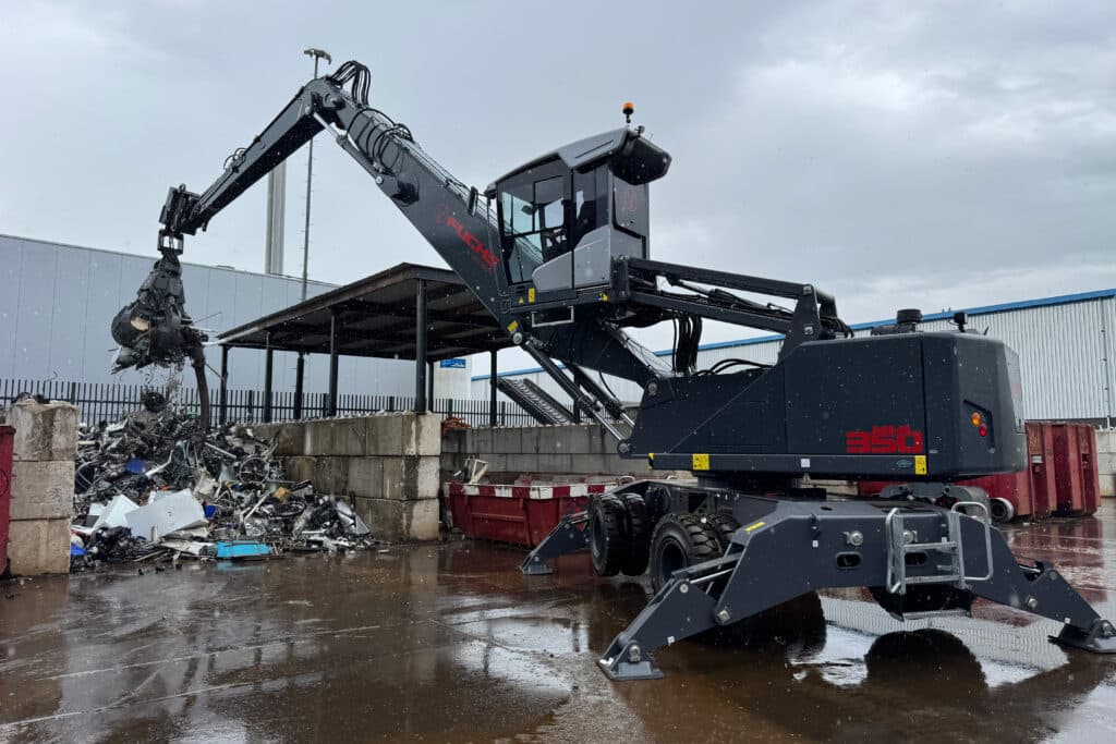 Nieuwe Fuchs MHL350F special voor DO-Metals 2