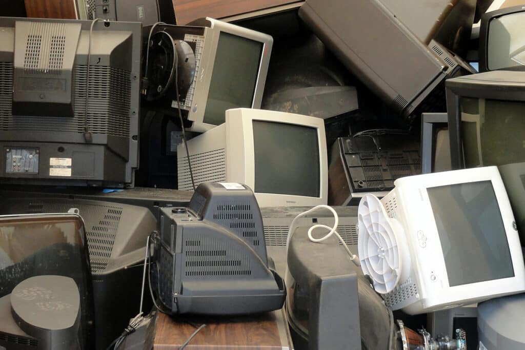 Recordhoeveelheid elektrisch en elektronisch afval ingezameld in 2024 dankzij sterke samenwerking
