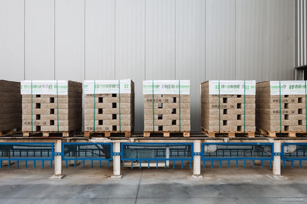 Primeur: eerste lijn voor recycling van hennep beton 1