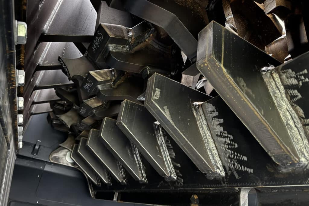 Nieuwe Lindner Urraco 75DK-4 voor Do-Metals 2