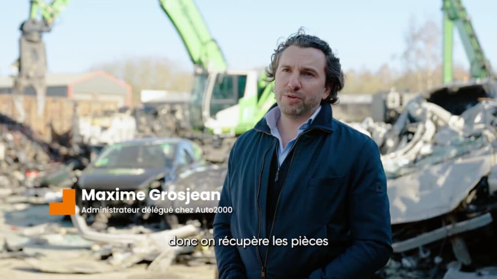 Sennebogen 821 chez Auto2000 : recycler les voitures plus efficacement avec SMT et Powerhand 1