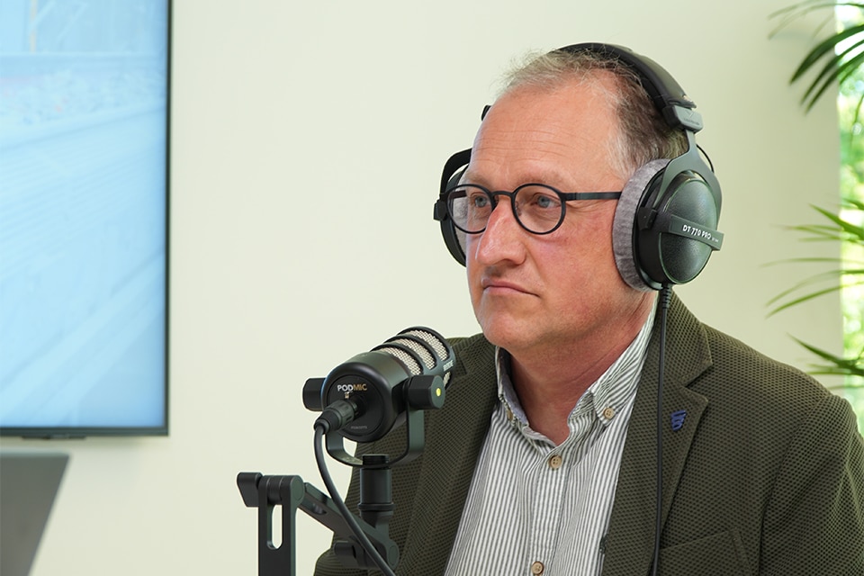Lithium-ion batterijen in afvalstromen: brandrisico’s, verzekeringen en oplossingen voor de recyclagesector 1