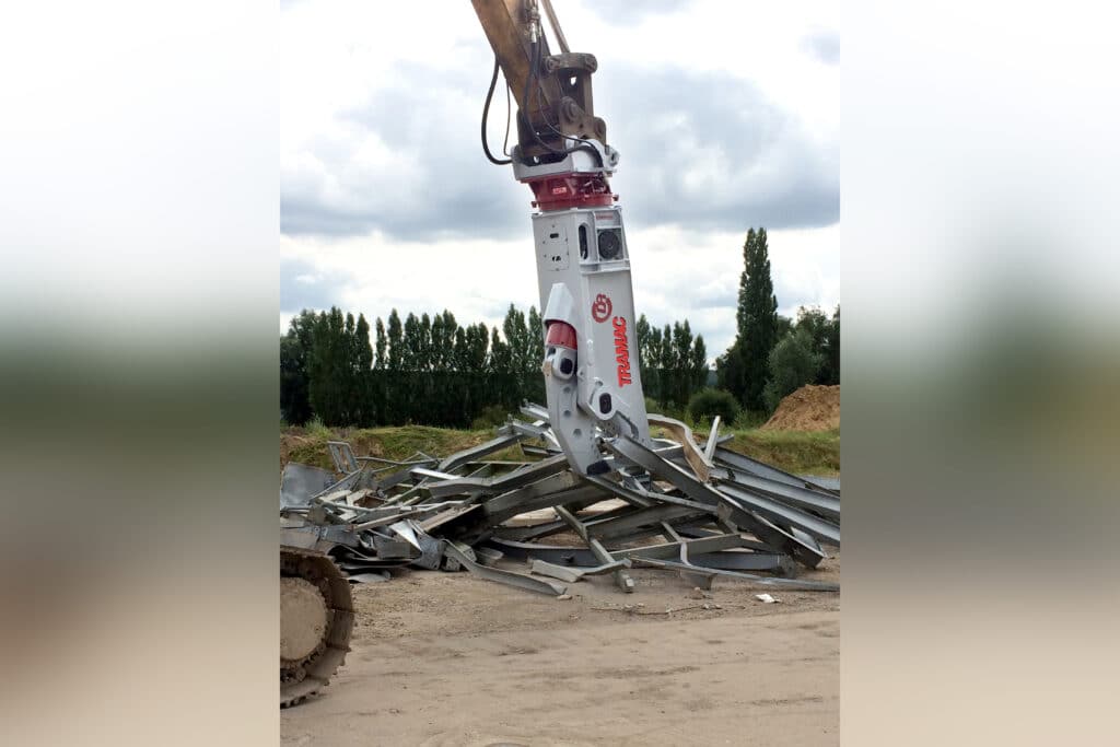 Demarec actualiseert het innovatief gamma voor schroot- en metaalverwerking met DXS en Demapower-cilinders 1