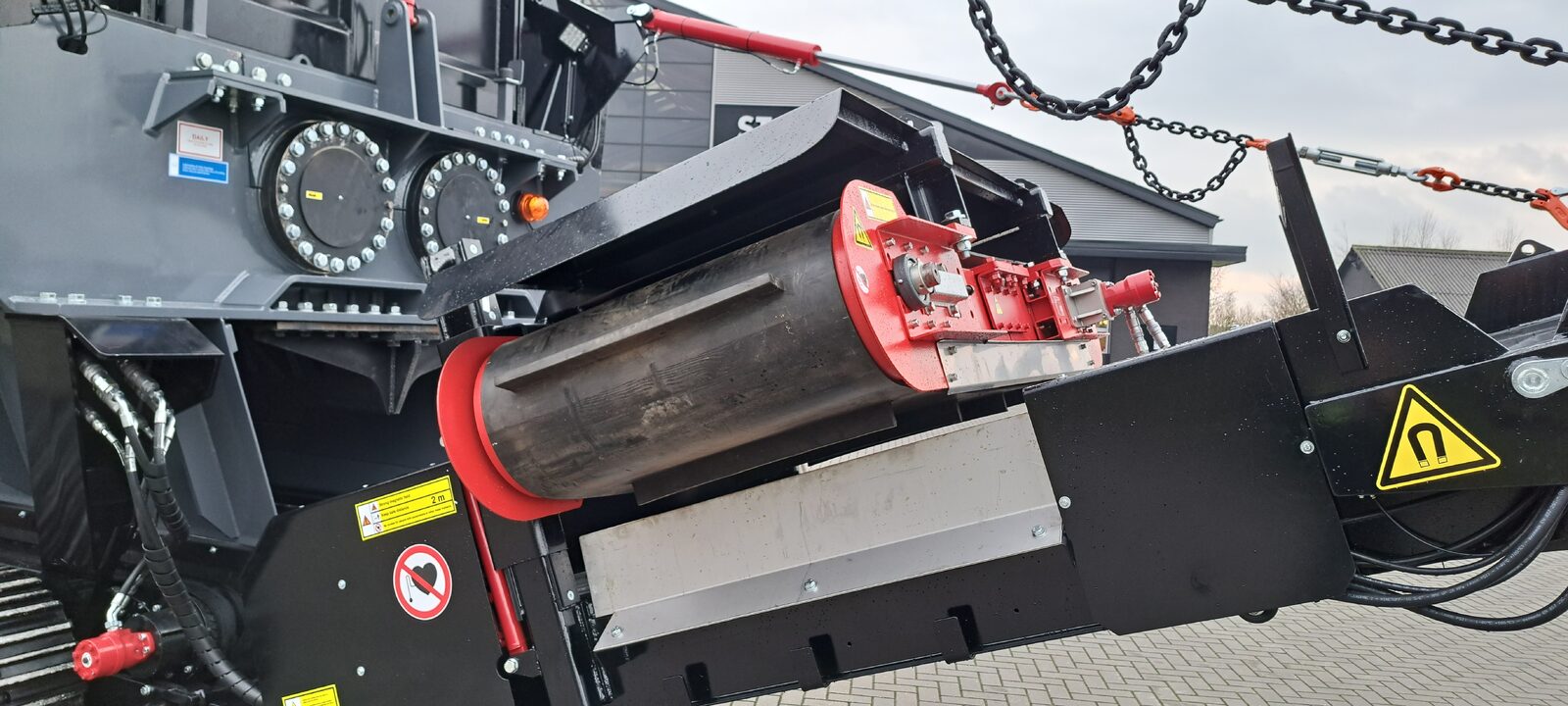Nieuwe voorbreker versterkt machineaanbod voor schrootrecycling 4