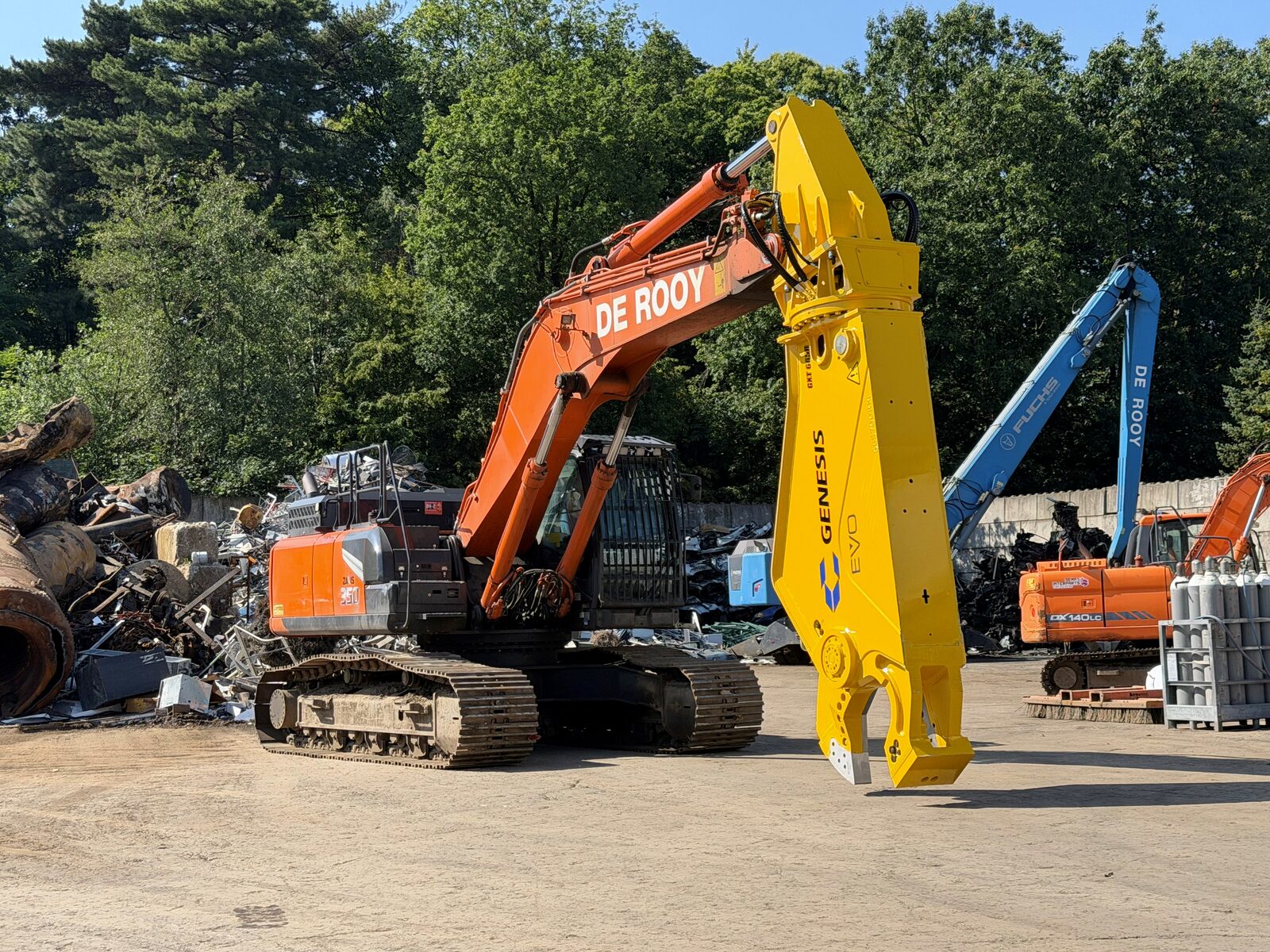 Primeur: nieuwste generatie premium schrootschaar geleverd in België 1
